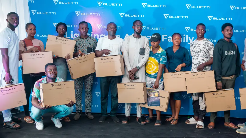 Bluetti Empowers Yabatech by Installing 100 E-40 Solar Power Stations